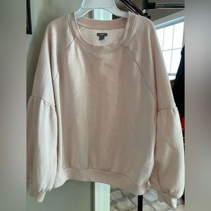 Light pink sweatshirt. Aerie. Balloon Sleeves